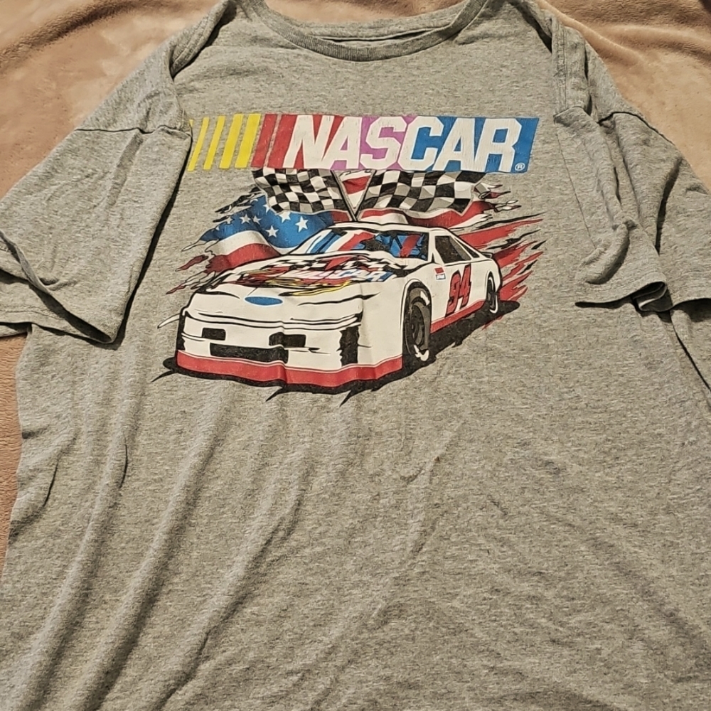 Nascar Size L